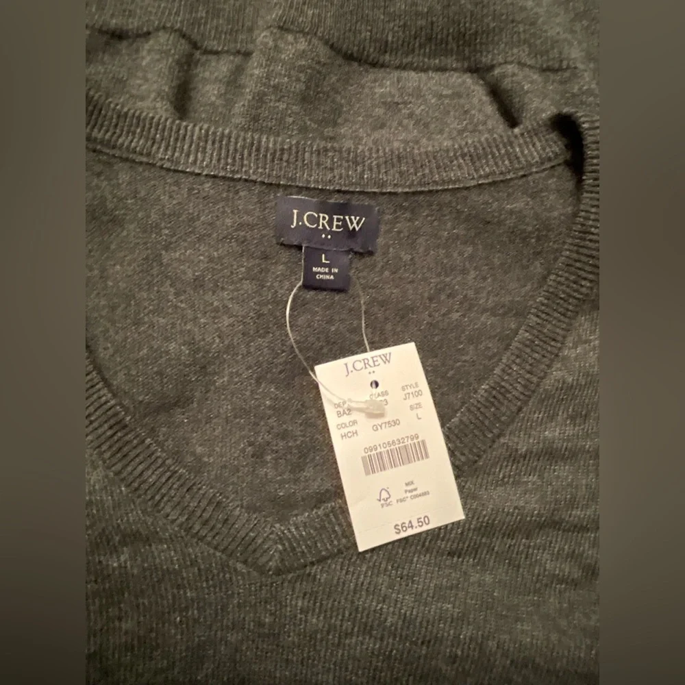 J. Crew Men's Dark Gray V-neck Sweater L - Picture 2 of 3